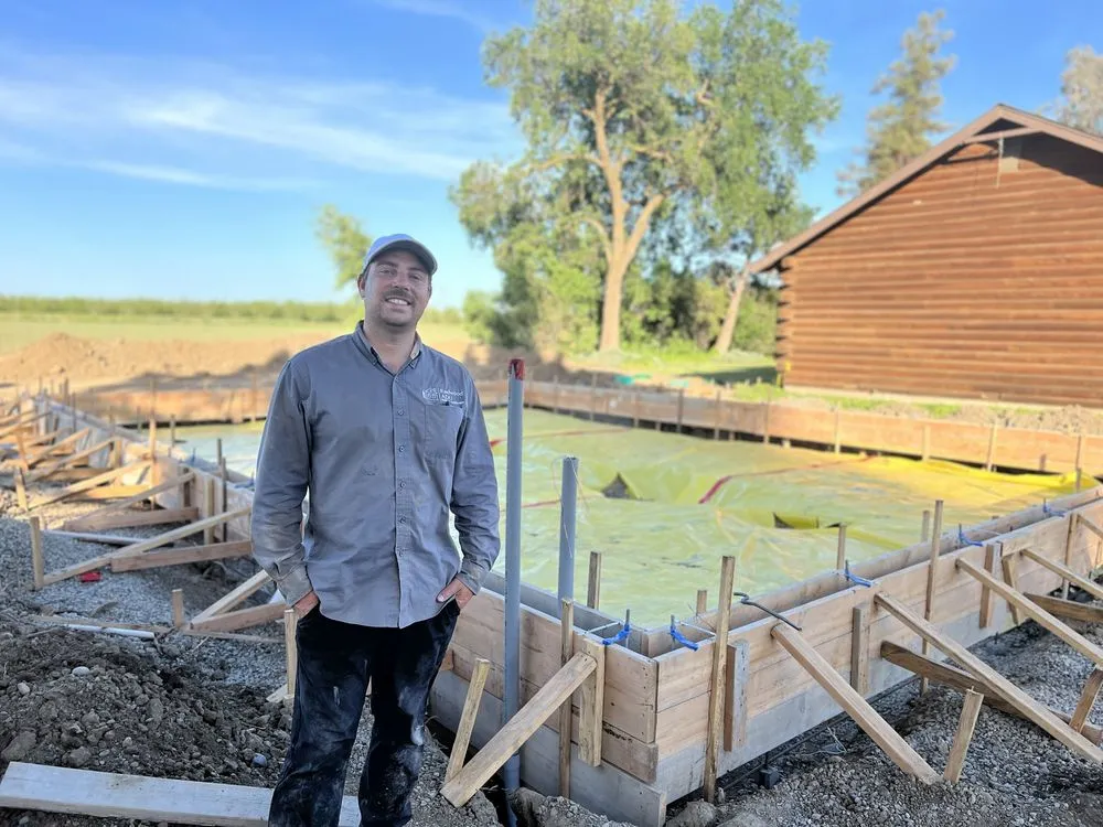 Slide of Redwood Adu