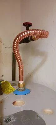 Redzer Services Logo