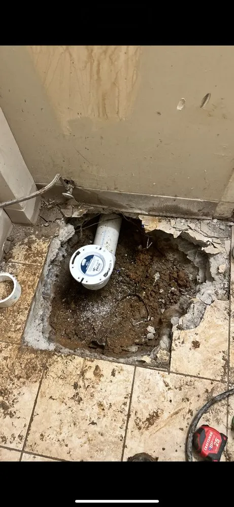 Emergency water heater service experts serving Caryville, TN - Refurb And Remodel