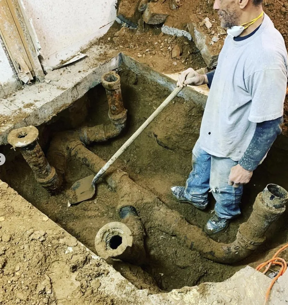 Slide of Reign Contracts