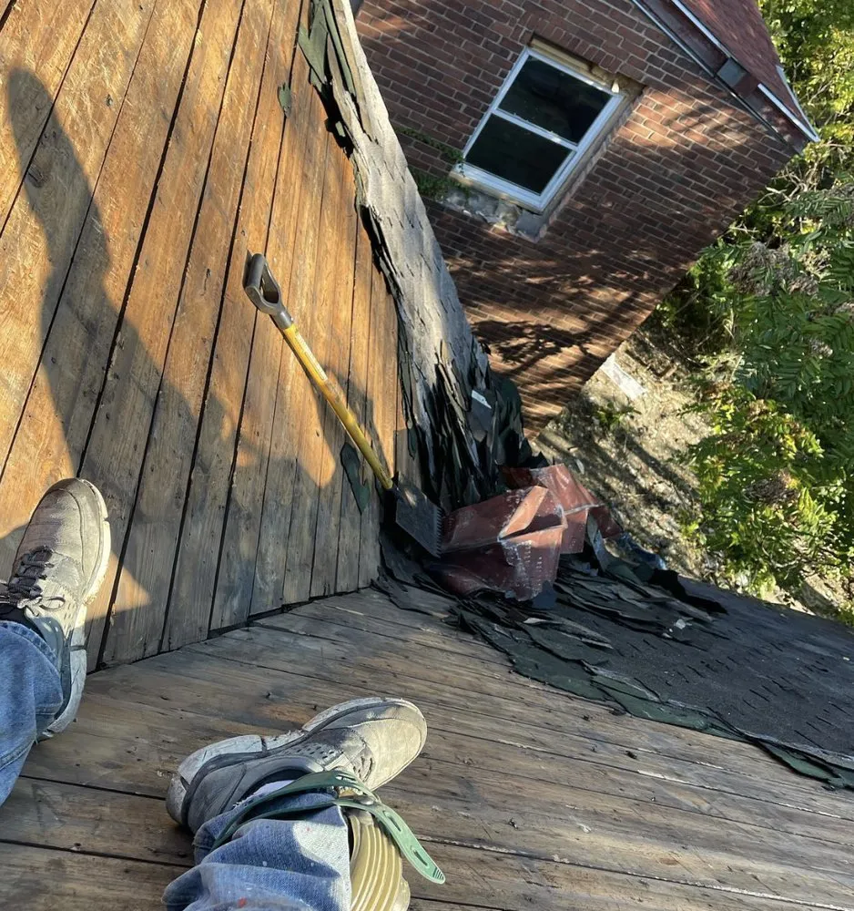 Slide of Reign Contracts