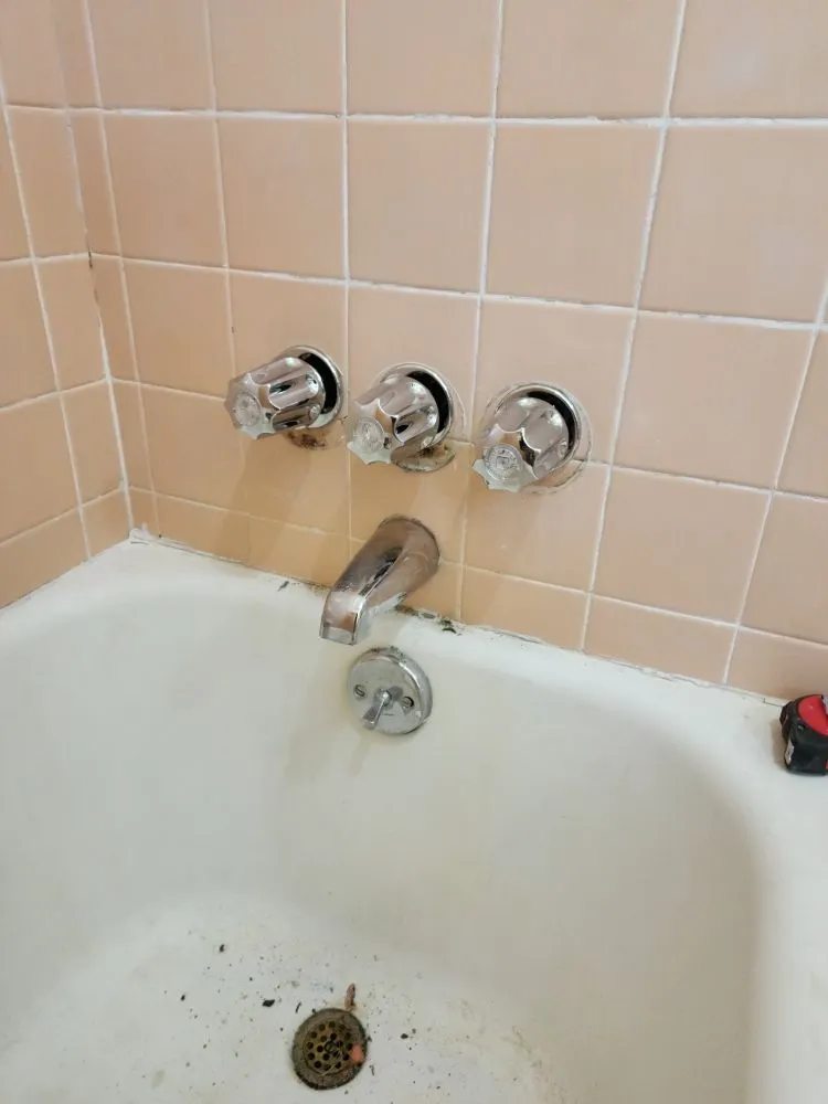 Slide of Reliable plumbing and Repairs