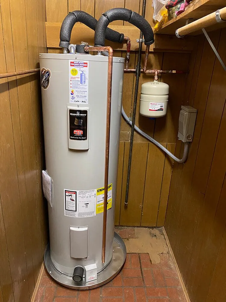 Reliable emergency plumbing in Fort Lauderdale, FL by Remodel And Restoration Pros