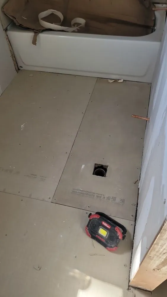 Expert drain cleaning for homes in Springfield, OH by Remodeling And Painting Hernandez