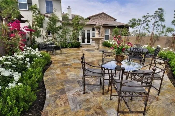 Slide of Remodeling Squad