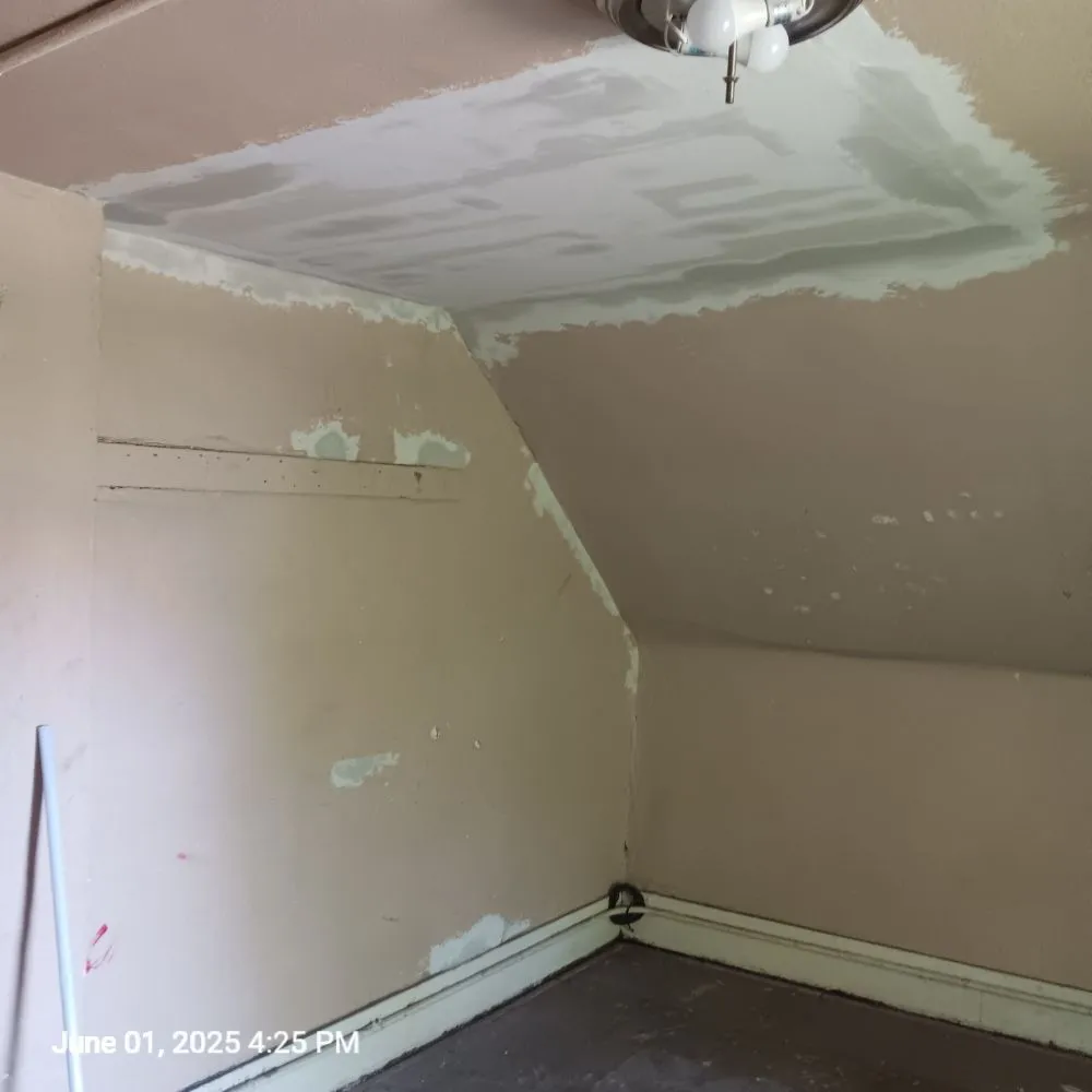 Slide of Reneau's Remodeling