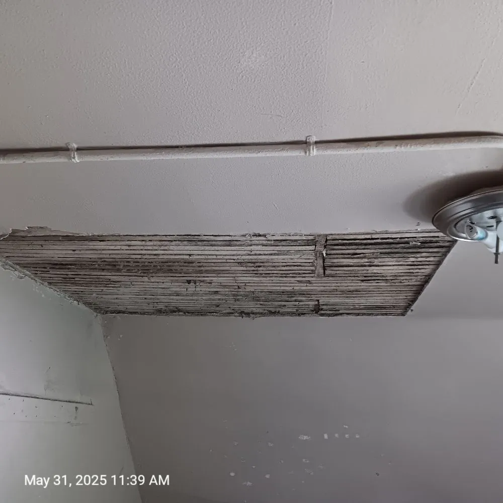 Slide of Reneau's Remodeling