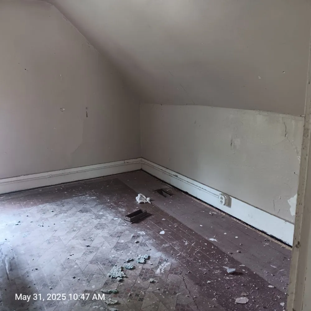 Slide of Reneau's Remodeling