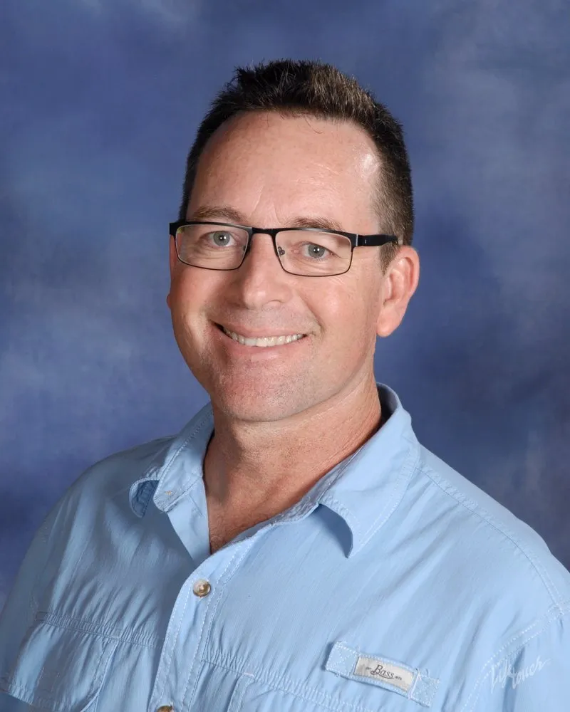 Slide of Rent A Guy Now