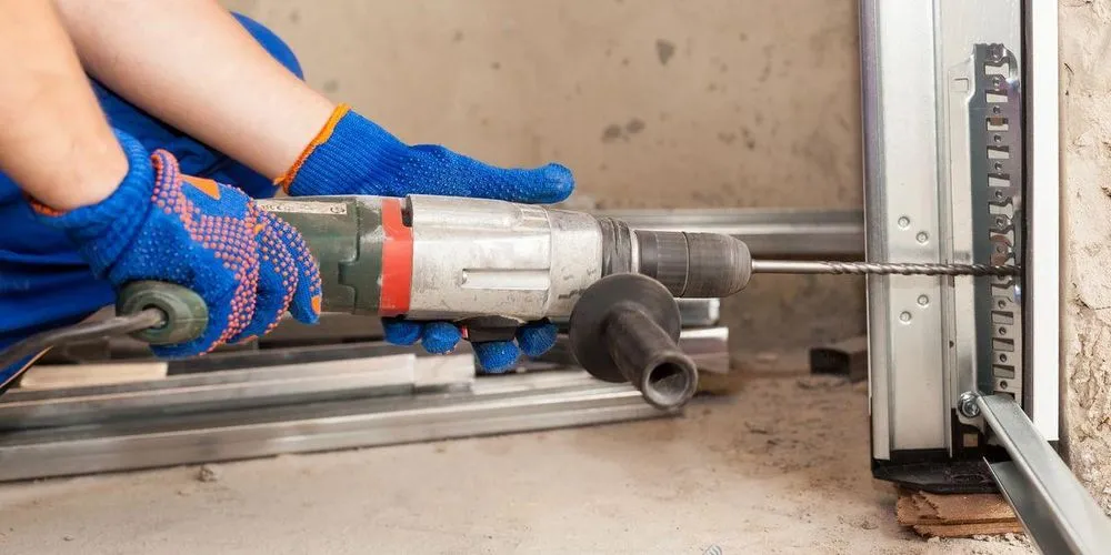 Slide of Rent A Guy Now