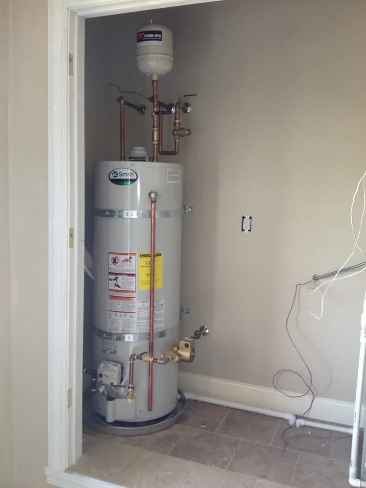 Emergency water heater service in Newburgh, IN by Rent A Plumber