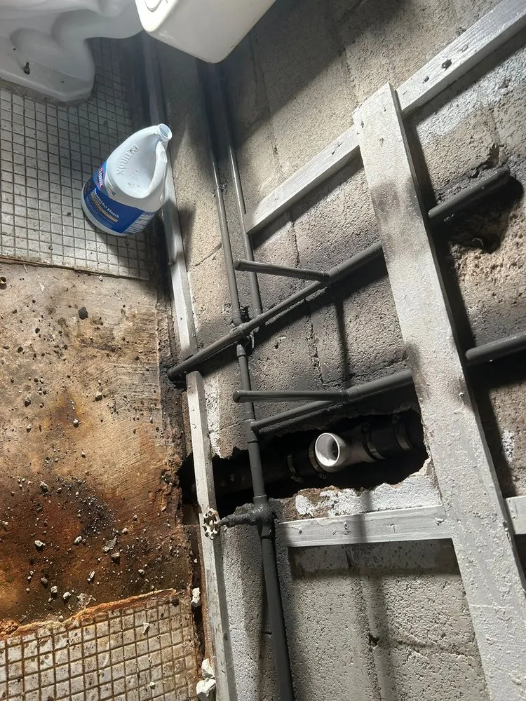 Slide of Requena Service & Repair