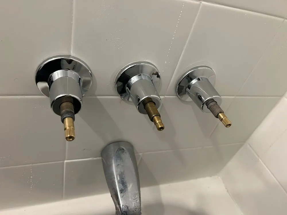 Slide of Requena Service & Repair