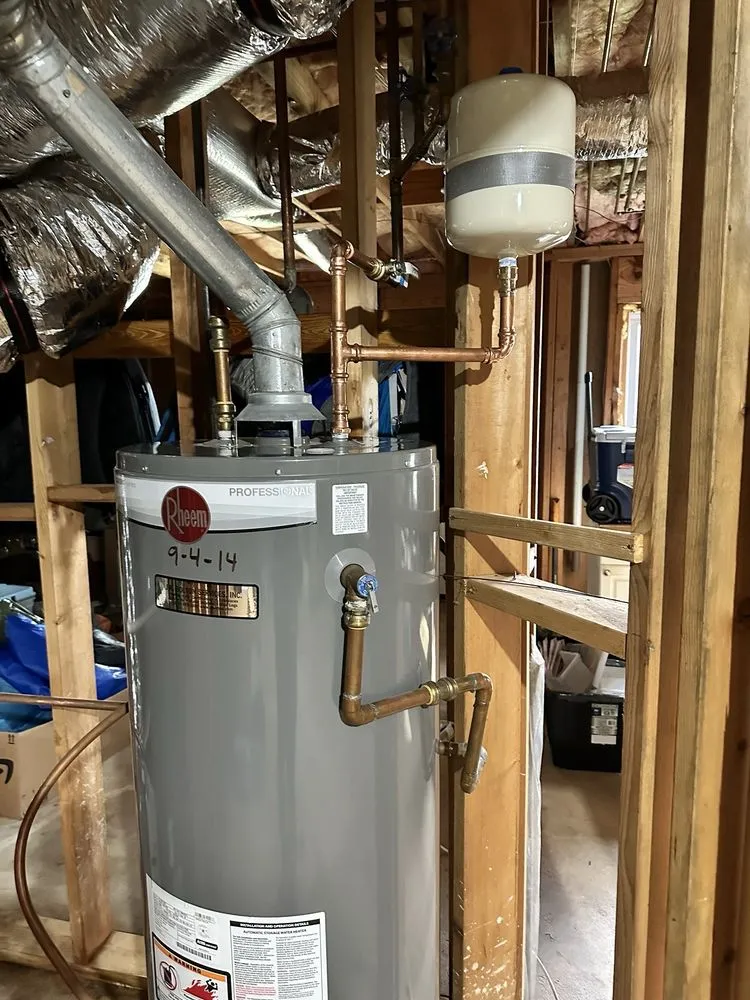 Affordable water heater service for homes in Gainesville, GA by Request the Best Plumber