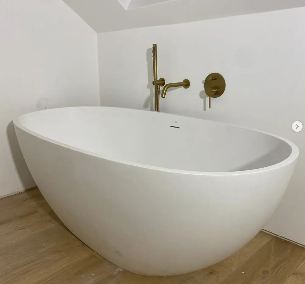 Slide of Retro Flow Plumbing