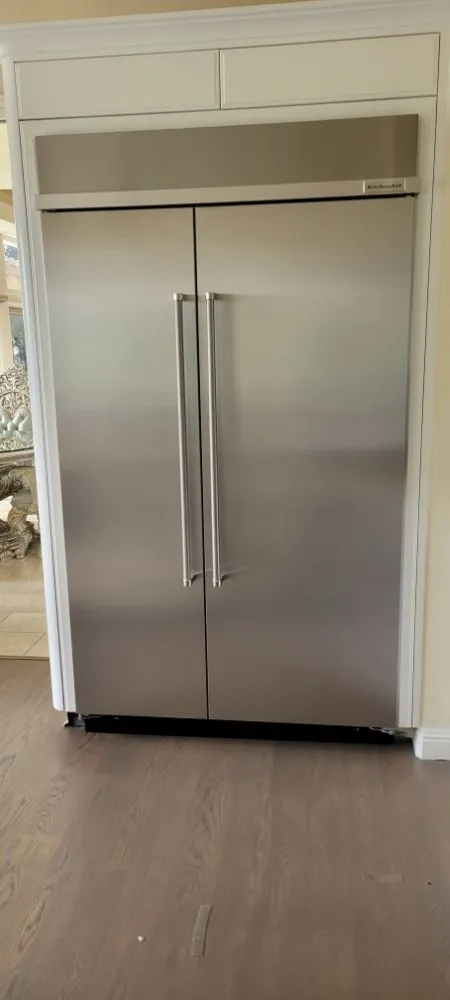 Slide of Reyes Appliances