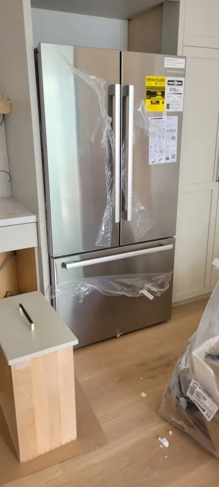 Slide of Reyes Appliances