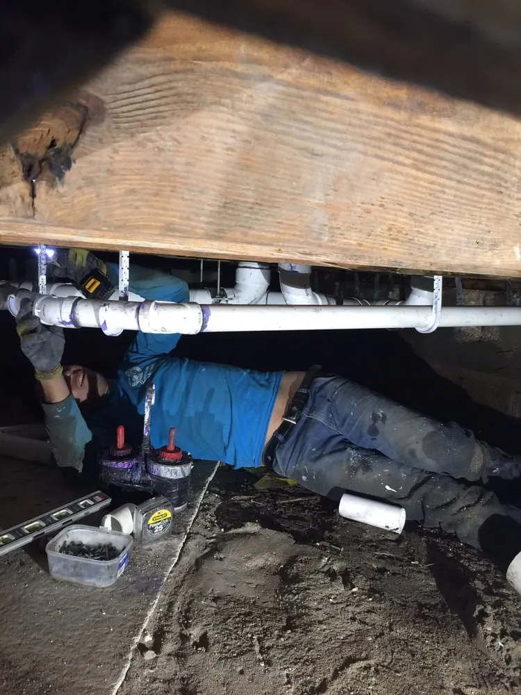 Slide of Reyes Fc Services