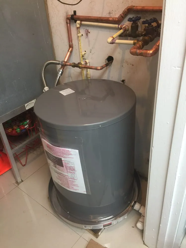 Slide of Reyes Fc Services