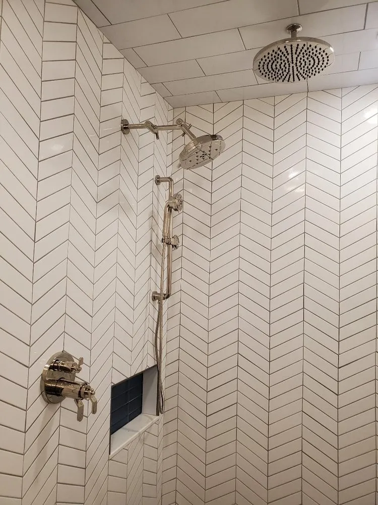 Slide of Reyes Plumbing and Contracting