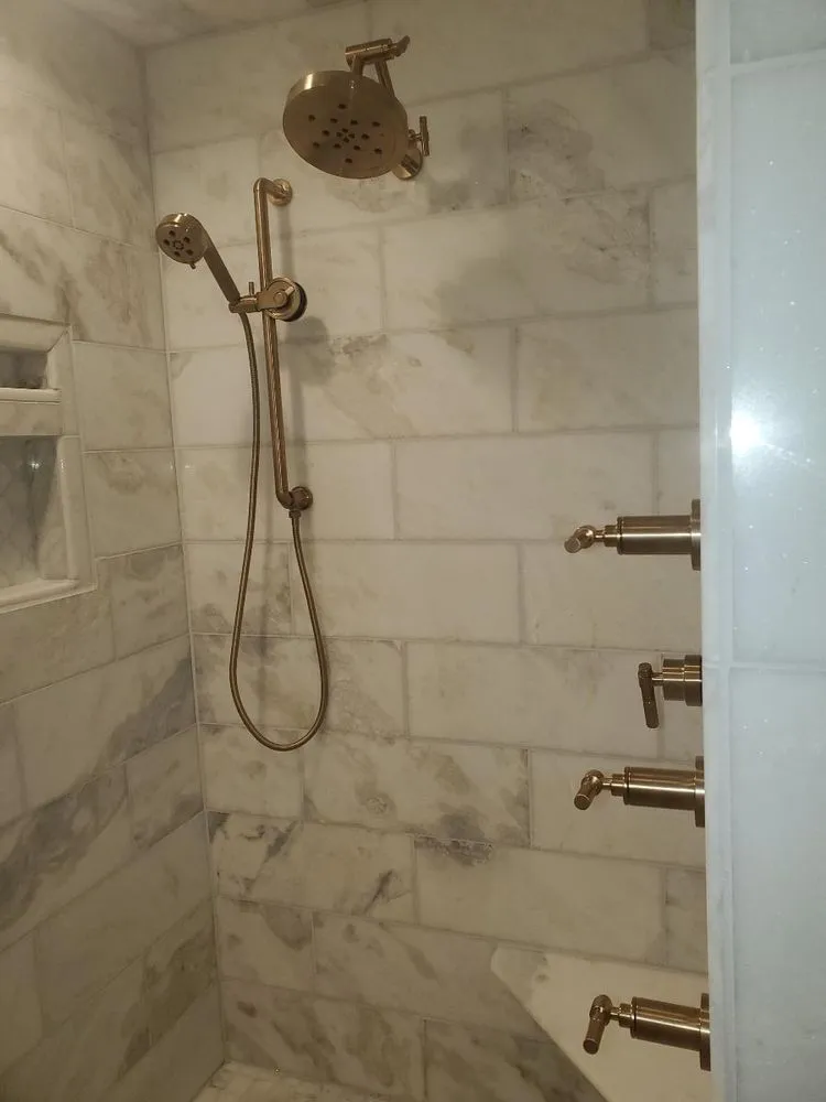 Slide of Reyes Plumbing and Contracting