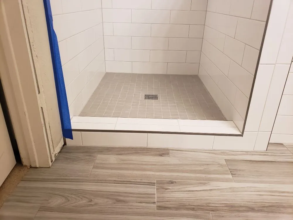 Slide of Reyna Faith Contracting