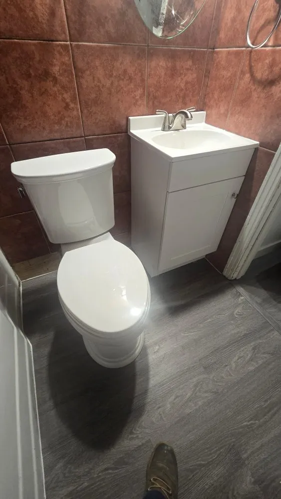 Slide of Reyna Plumbing