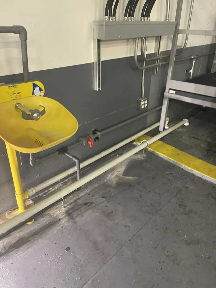 Slide of Reyna Plumbing