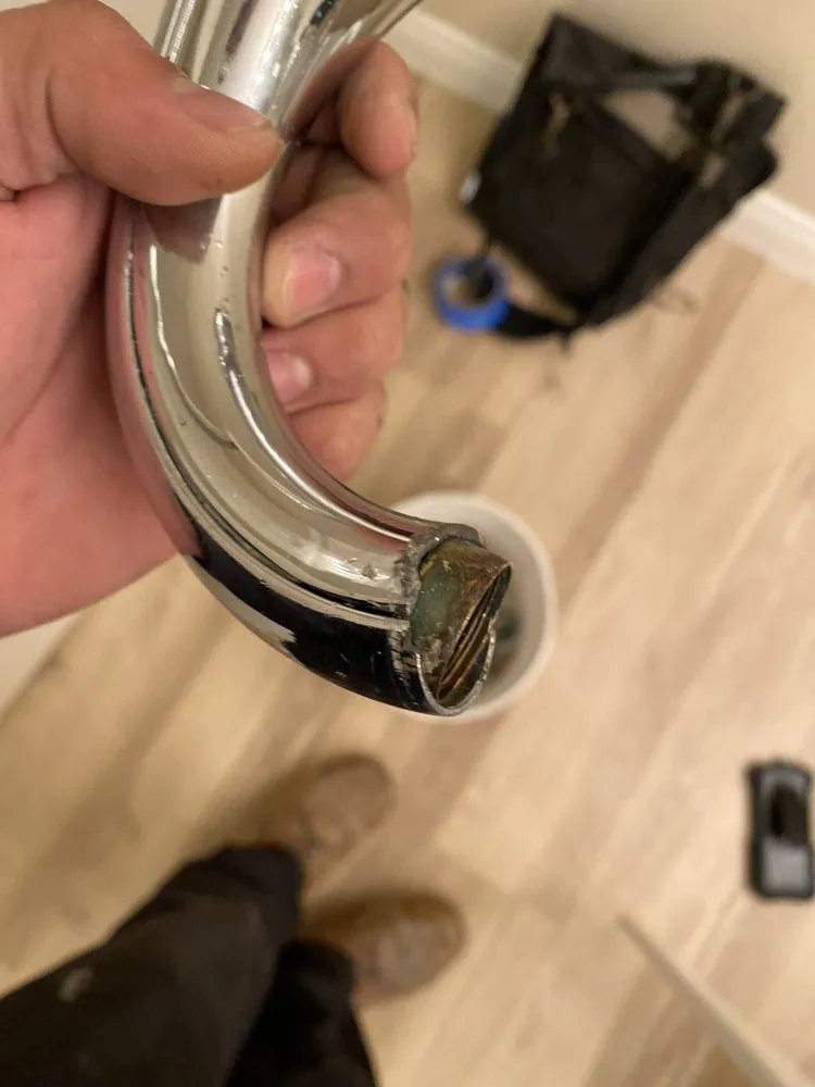 Slide of Rey’s Plumbing Tech