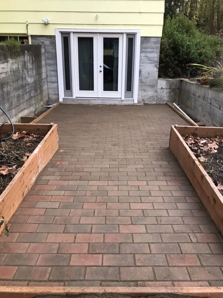 Slide of Rg Handyman