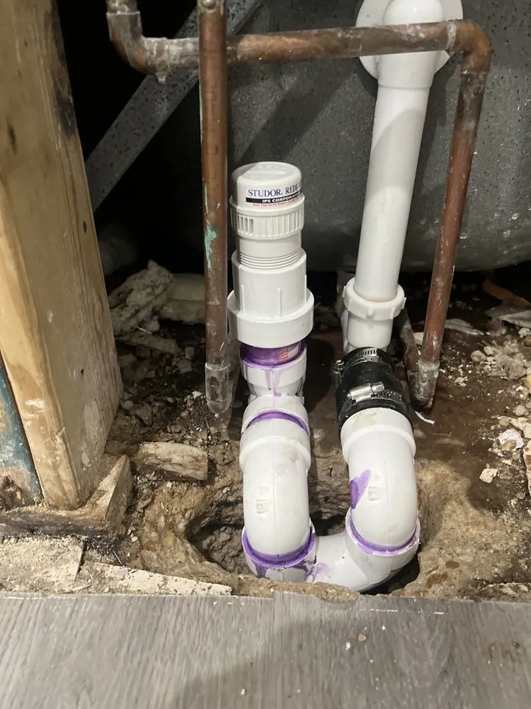 Slide of R&G Plumbing Services