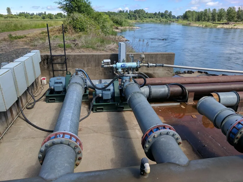 Slide of RG Smith Electric & Plumbing