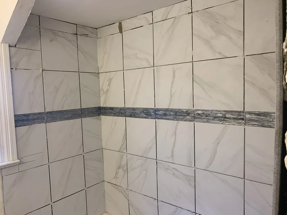 Slide of RH Emergency plumbing & construction