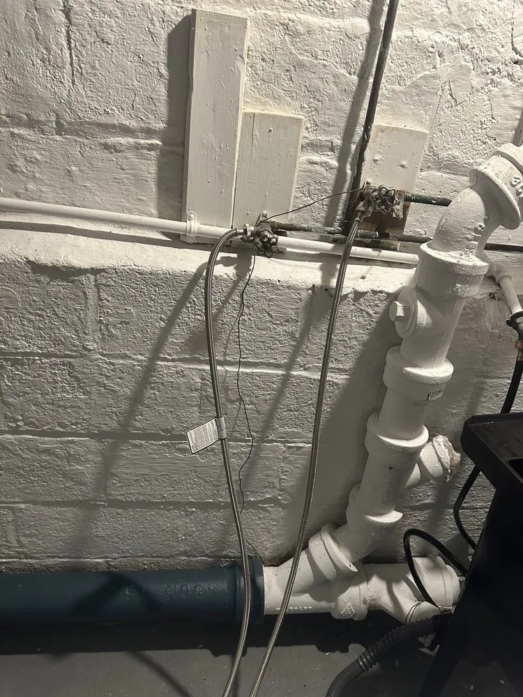 Professional emergency plumbing in Paterson, NJ by RH Emergency plumbing & construction