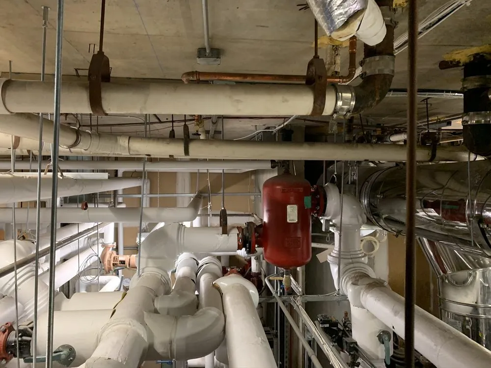 Slide of RH Emergency plumbing & construction