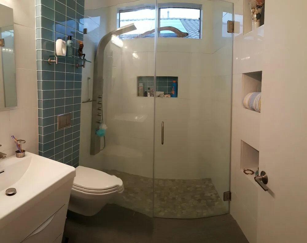 Slide of RHandyman and Designs