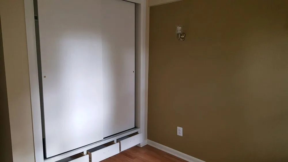 Slide of RHandyman and Designs