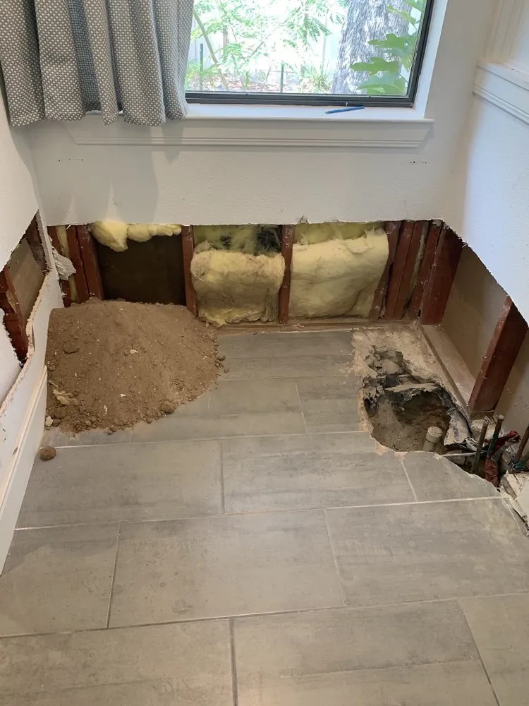 Reliable drain cleaning service in Los Angeles, CA - Rhodney Plumbing Services