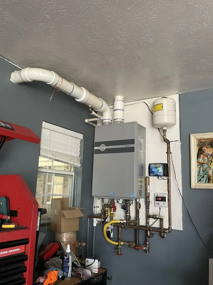 Slide of Ricardo's Services