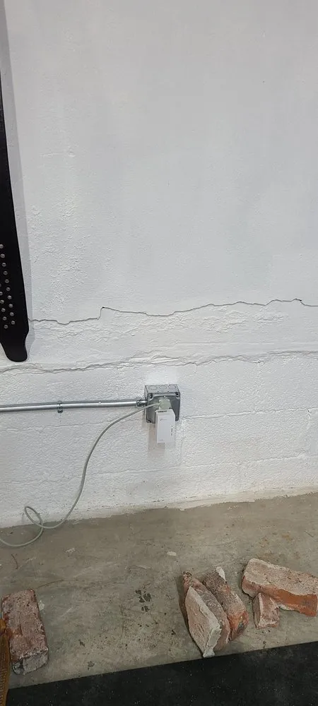 Slide of Richard's Handyman Services