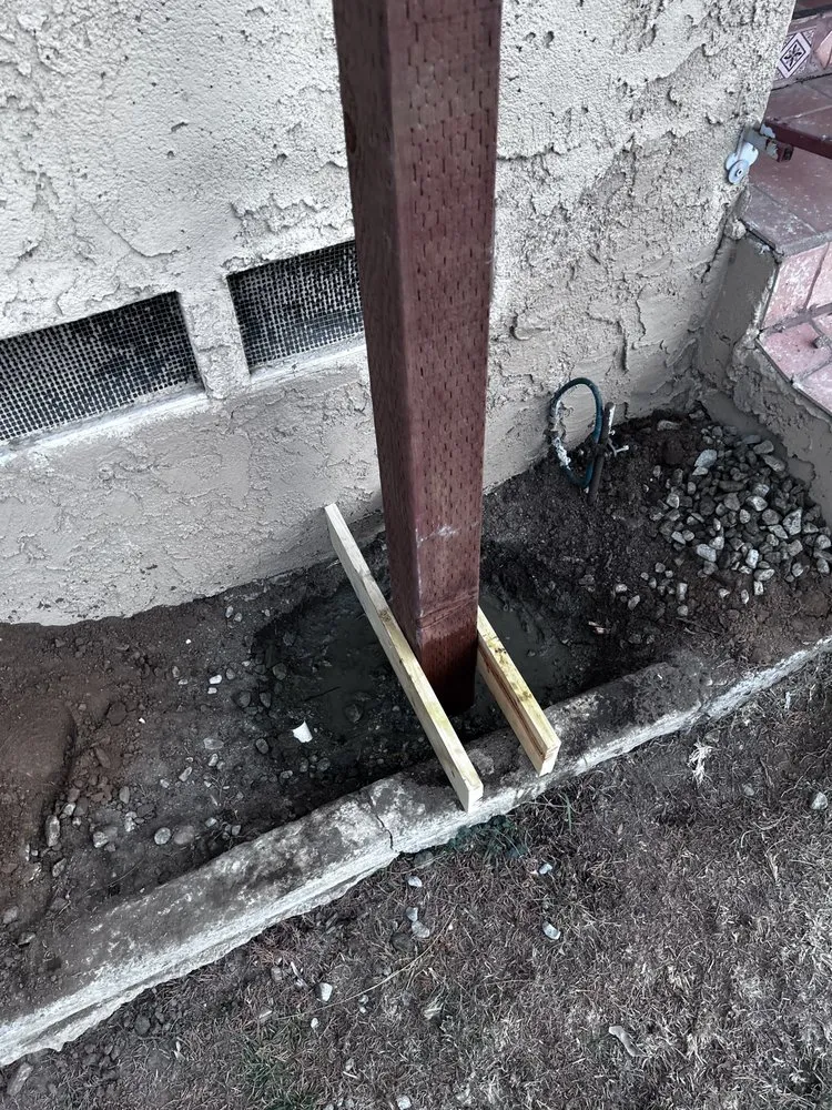 Slide of Richie's Handyman Services