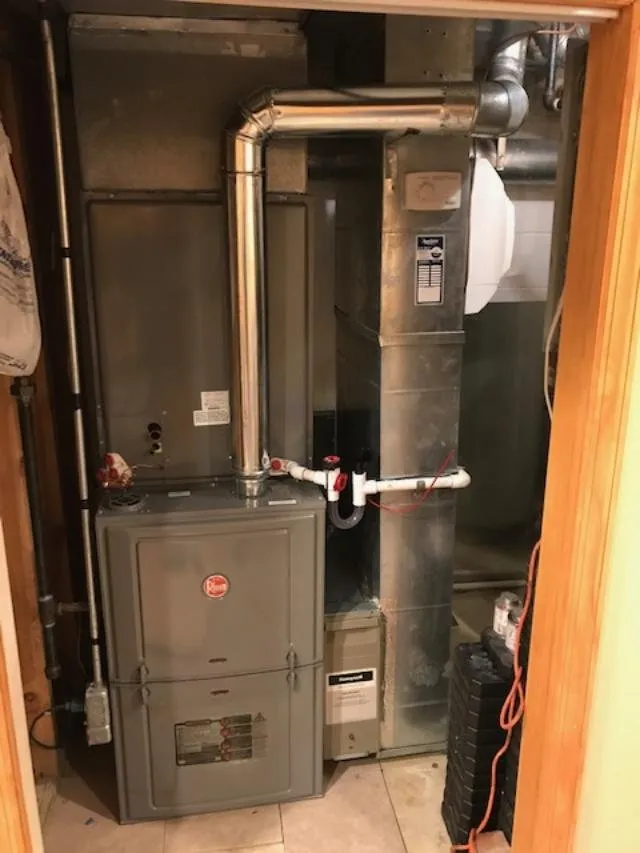 Slide of Rich's Plumbing & Heating Services