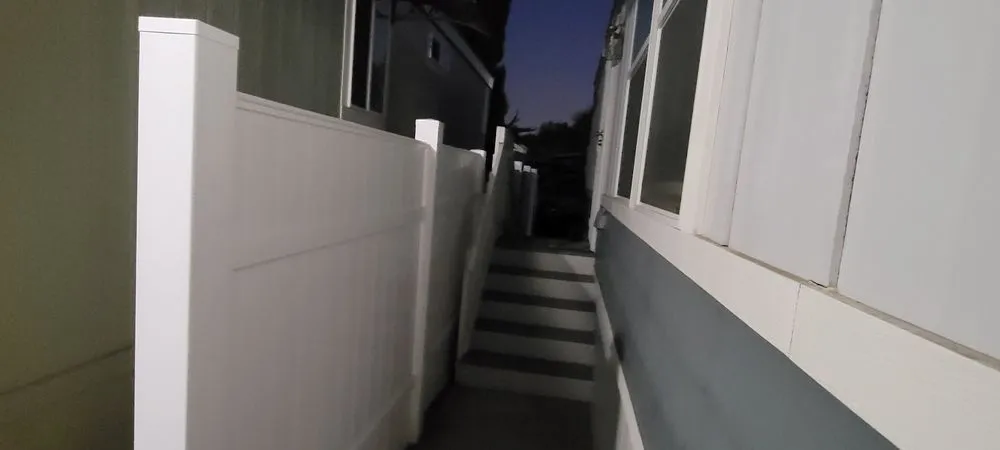 Slide of Rickys Handyman