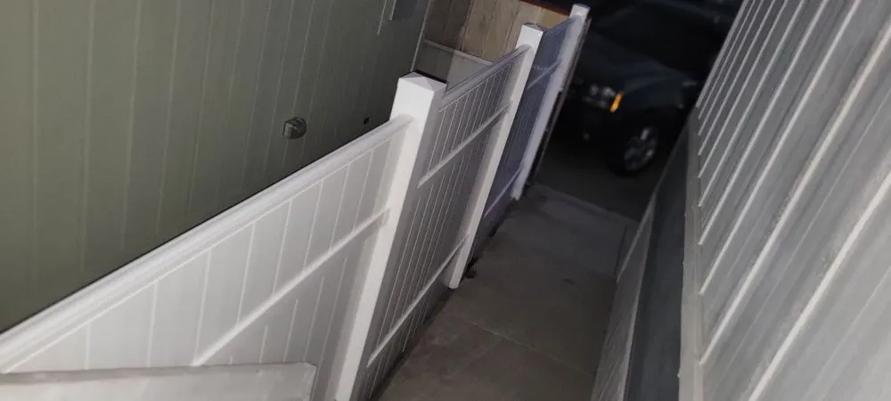 Slide of Rickys Handyman