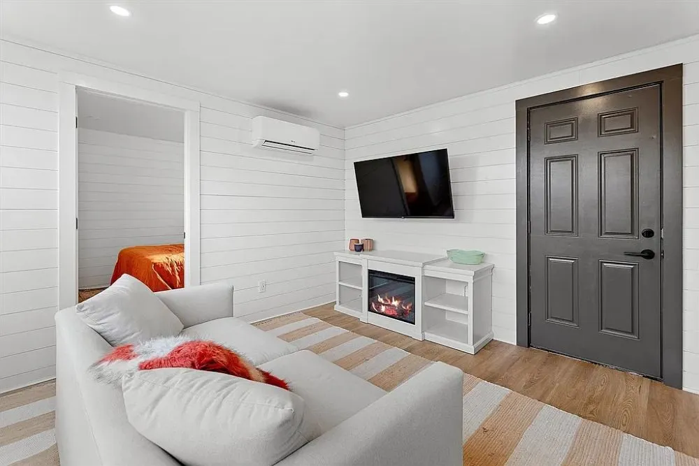 Slide of Ridge Runner Construction