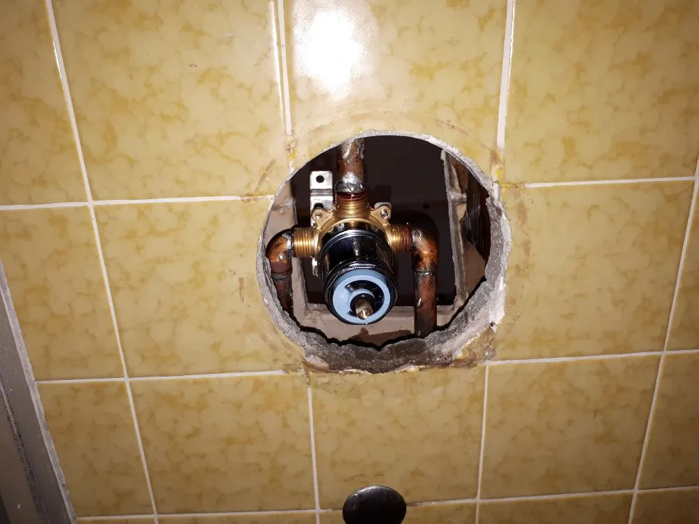 Reliable emergency plumbing for homes in Montrose, CA by Right Handyman Service