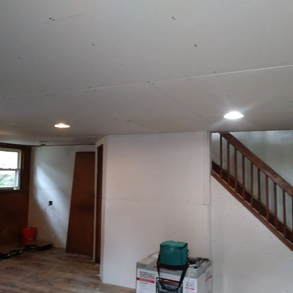 Slide of Rising Star Home Improvement