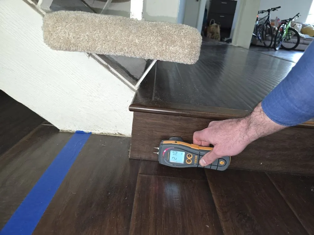 Slide of Risk Free Services