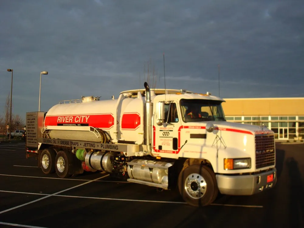 Emergency emergency plumbing in Portland, OR by River City Environmental