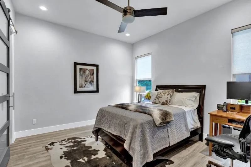 Slide of River Hills Homes